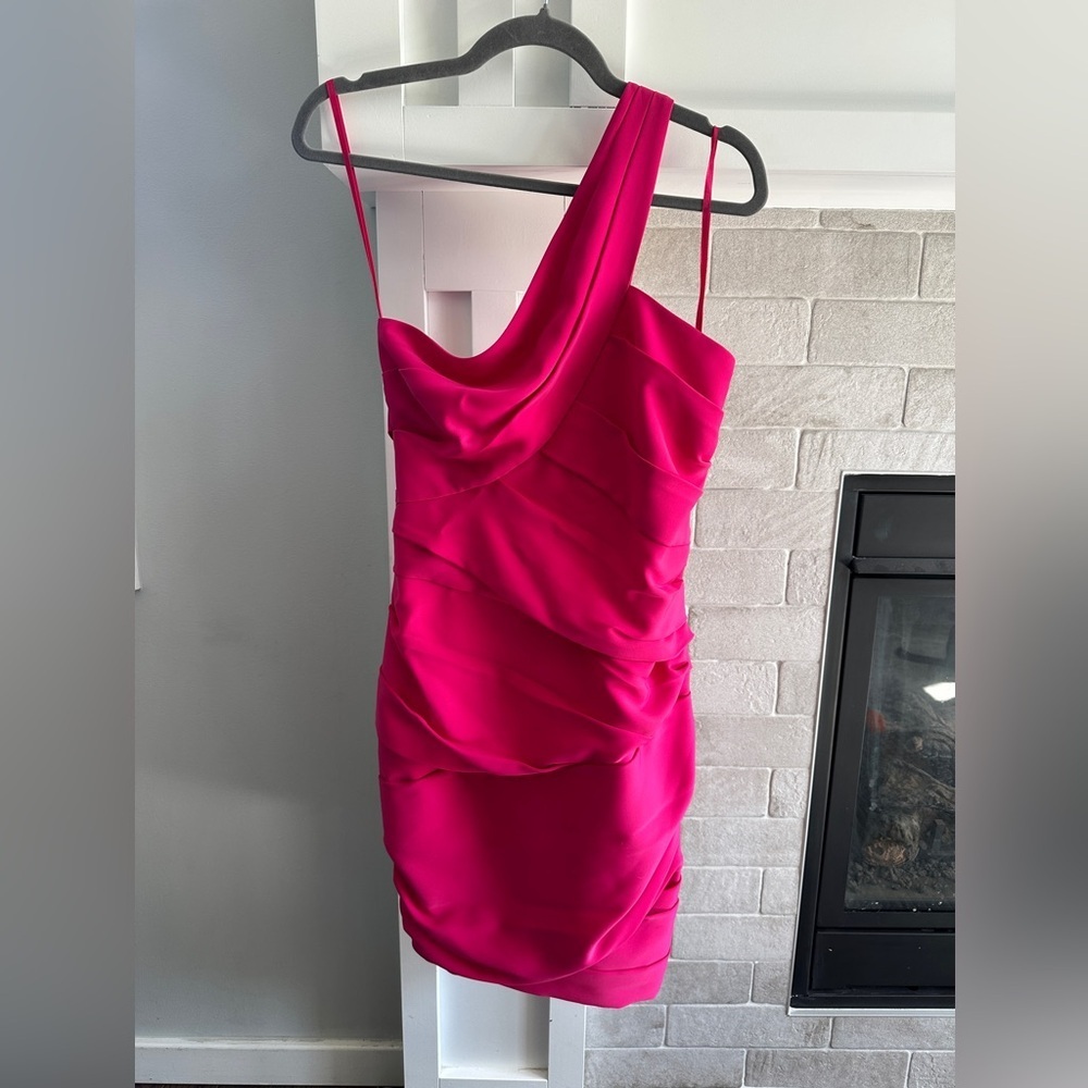 BCBGMAXAZRIA Elegant Pink One-Shoulder Dress| size 10